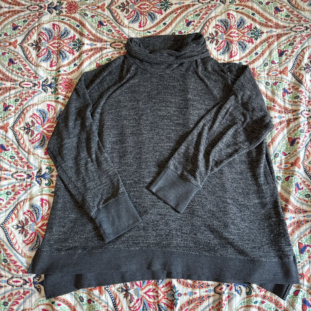 Grey long sleeve turtleneck top